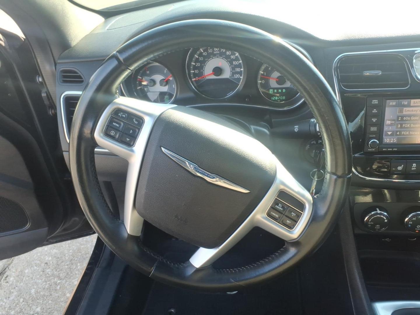 2013 Black Clear Coat Chrysler 200 Limited (1C3CCBCG6DN) with an 3.6L Pentastar 3.6L Flex Fuel V6 283hp 260ft. lbs. Sequential Multiport Fuel Injection engine, 6-Speed Shiftable Automatic transmission, located at 5505 N. Summit St., Toledo, OH, 43611, (419) 729-2688, 41.654953, -83.530014 - Photo#2
