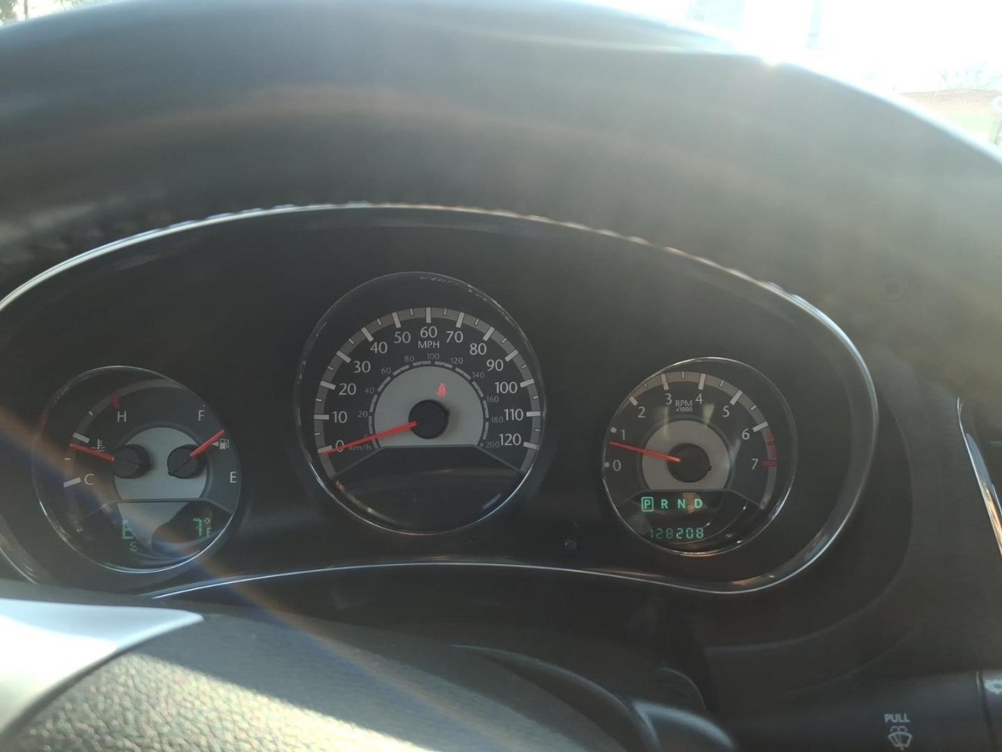 2013 Black Clear Coat Chrysler 200 Limited (1C3CCBCG6DN) with an 3.6L Pentastar 3.6L Flex Fuel V6 283hp 260ft. lbs. Sequential Multiport Fuel Injection engine, 6-Speed Shiftable Automatic transmission, located at 5505 N. Summit St., Toledo, OH, 43611, (419) 729-2688, 41.654953, -83.530014 - Photo#4