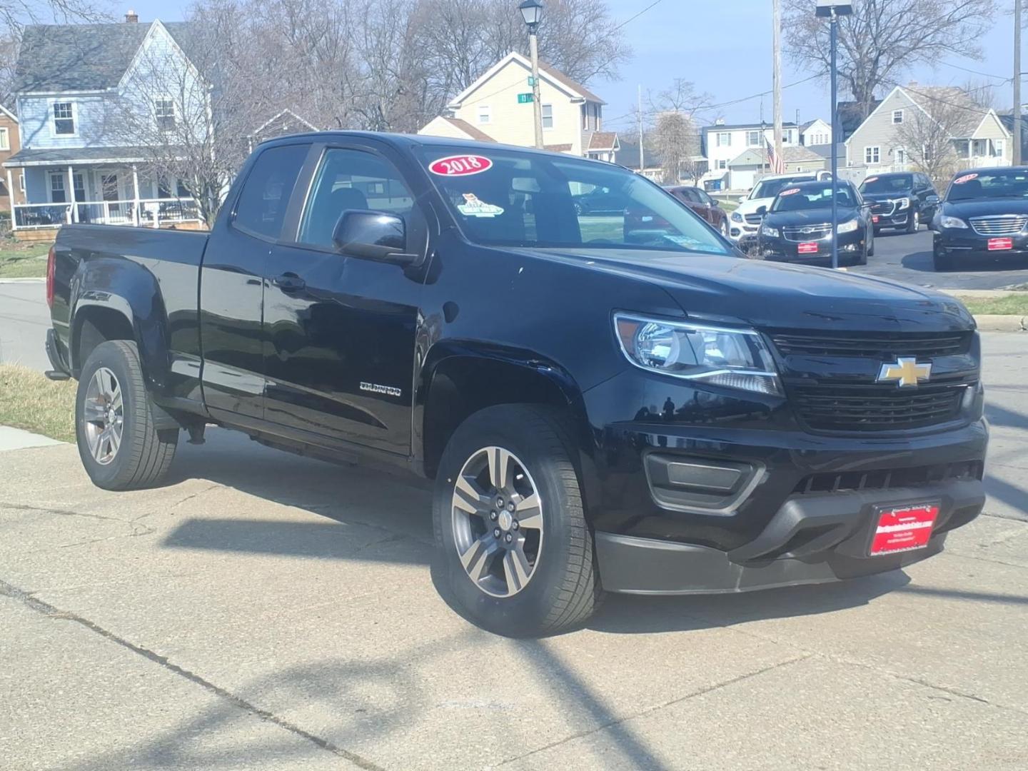 2018 Black Chevrolet Colorado Work Truck (1GCHSBEN2J1) with an 3.6L 3.6L V6 308hp 275ft. lbs. Direct Injection engine, 8-Speed Shiftable Automatic transmission, located at 5505 N. Summit St., Toledo, OH, 43611, (419) 729-2688, 41.654953, -83.530014 - Photo#14