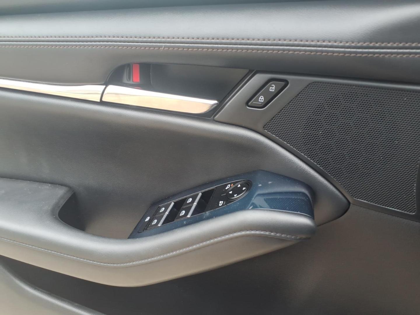 2021 Deep Crystal Blue Mica 42m Mazda Mazda3 Sedan Preferred (JM1BPBCL5M1) with an 2.5L SKYACTIV-G 2.5L I4 186hp 186ft. lbs. Direct Injection engine, 6-Speed Shiftable Automatic w/Sport Transmission transmission, located at 5505 N. Summit St., Toledo, OH, 43611, (419) 729-2688, 41.654953, -83.530014 - Photo#16