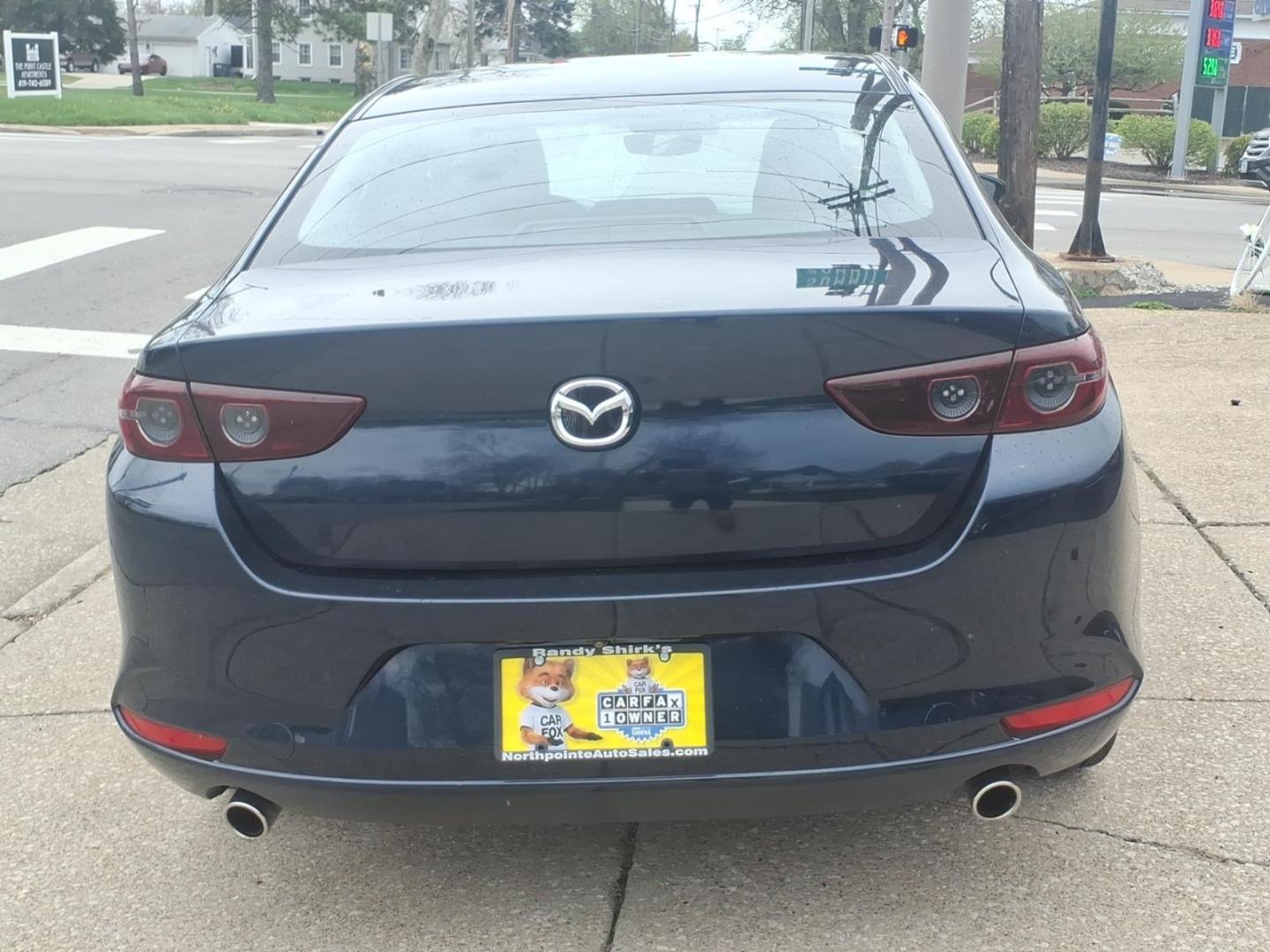 2021 Deep Crystal Blue Mica 42m Mazda Mazda3 Sedan Preferred (JM1BPBCL5M1) with an 2.5L SKYACTIV-G 2.5L I4 186hp 186ft. lbs. Direct Injection engine, 6-Speed Shiftable Automatic w/Sport Transmission transmission, located at 5505 N. Summit St., Toledo, OH, 43611, (419) 729-2688, 41.654953, -83.530014 - Photo#21