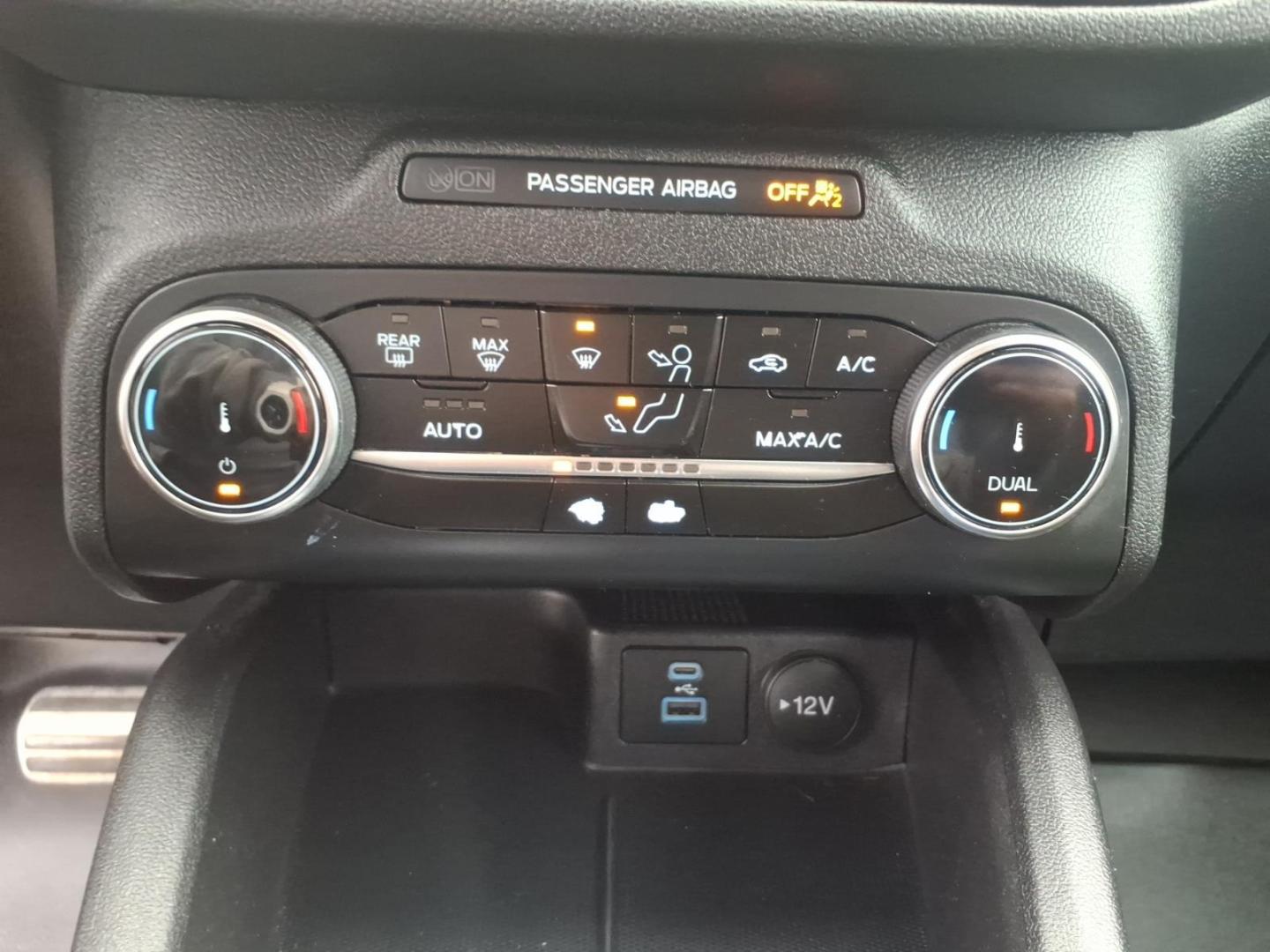 2023 Agate Black Um Ford Escape ST-Line (1FMCU0MNXPU) with an 1.5L EcoBoost 1.5L Turbo I3 180hp 199ft. lbs. Direct Injection engine, 8-Speed Shiftable Automatic transmission, located at 5505 N. Summit St., Toledo, OH, 43611, (419) 729-2688, 41.654953, -83.530014 - Photo#8