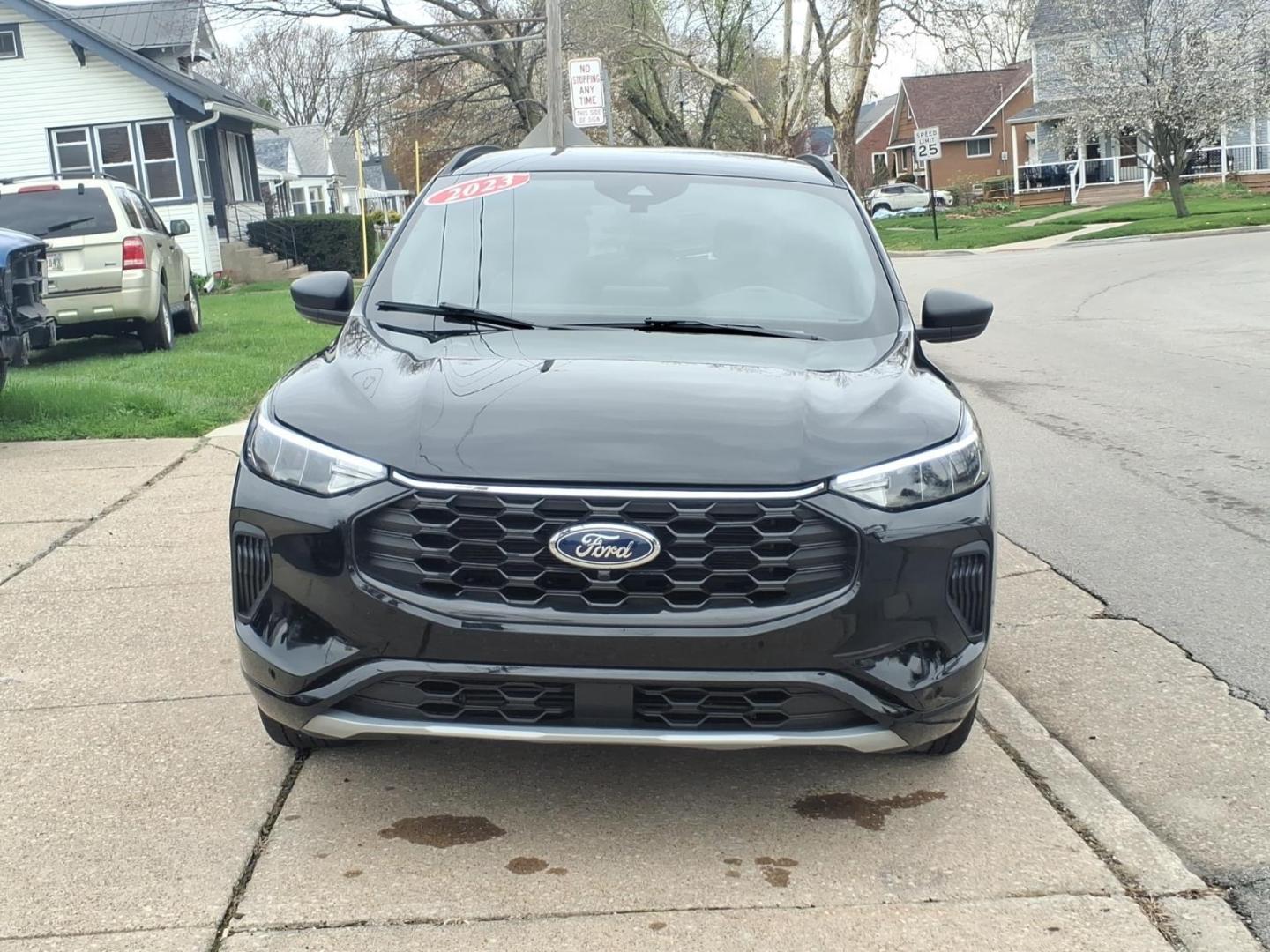 2023 Agate Black Um Ford Escape ST-Line (1FMCU0MNXPU) with an 1.5L EcoBoost 1.5L Turbo I3 180hp 199ft. lbs. Direct Injection engine, 8-Speed Shiftable Automatic transmission, located at 5505 N. Summit St., Toledo, OH, 43611, (419) 729-2688, 41.654953, -83.530014 - Photo#21