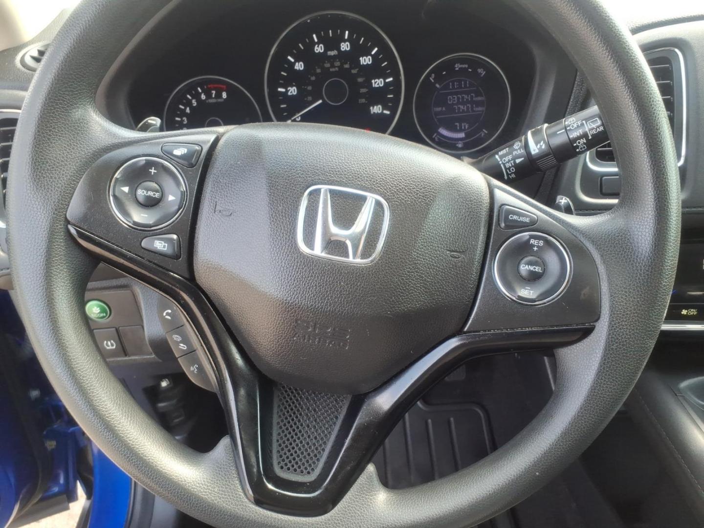 2018 Aegean Blue Metallic Bs Honda HR-V EX (3CZRU6H52JG) with an 1.8L 1.8L I4 141hp 127ft. lbs. Sequential Multiport Fuel Injection engine, 7-Speed Shiftable CVT transmission, located at 5505 N. Summit St., Toledo, OH, 43611, (419) 729-2688, 41.654953, -83.530014 - Photo#5