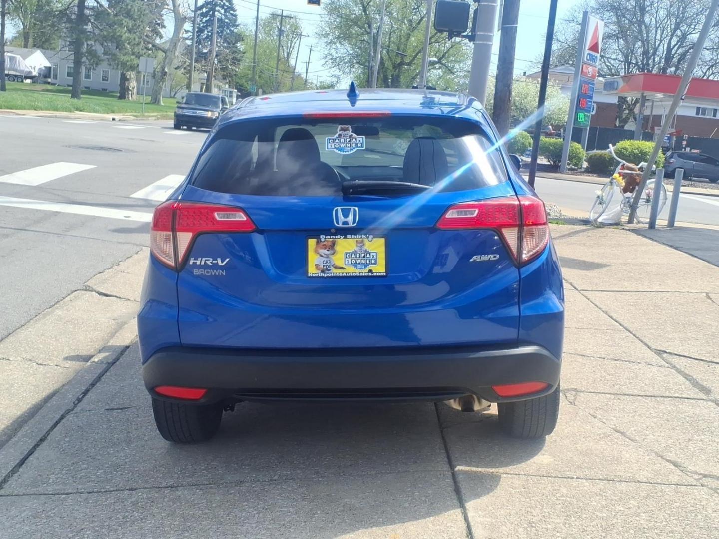 2018 Aegean Blue Metallic Bs Honda HR-V EX (3CZRU6H52JG) with an 1.8L 1.8L I4 141hp 127ft. lbs. Sequential Multiport Fuel Injection engine, 7-Speed Shiftable CVT transmission, located at 5505 N. Summit St., Toledo, OH, 43611, (419) 729-2688, 41.654953, -83.530014 - Photo#20