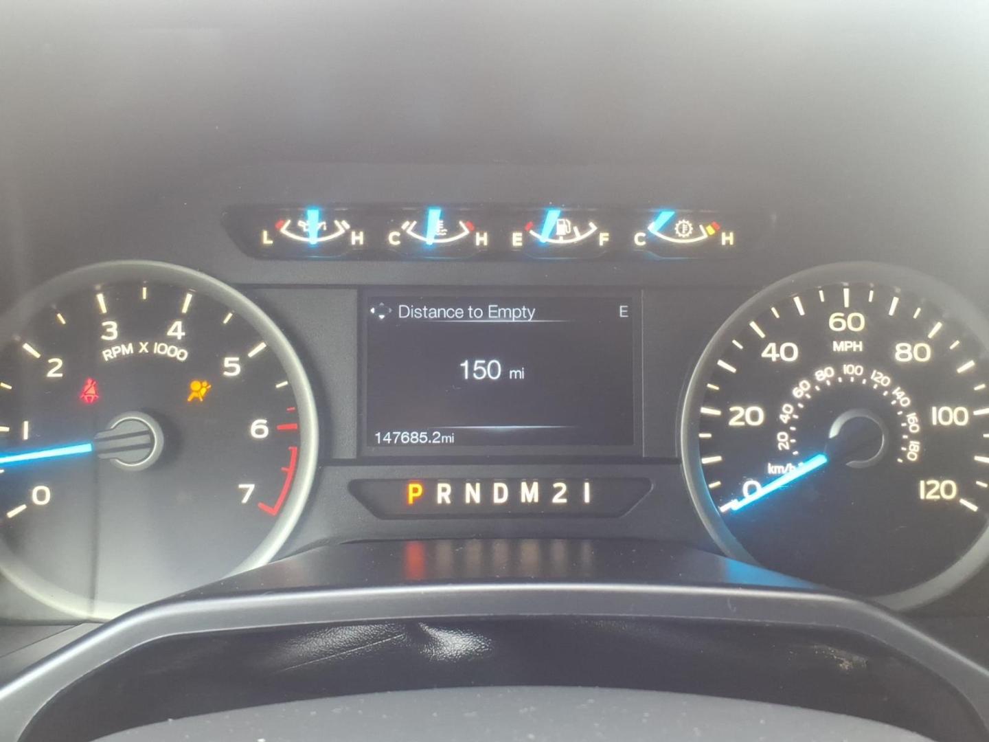 2015 Race Red Ford F-150 XLT (1FTFW1EG8FK) with an 3.5L EcoBoost 3.5L Twin Turbo V6 365hp 420ft. lbs. Direct Injection engine, 6-Speed Shiftable Automatic transmission, located at 5505 N. Summit St., Toledo, OH, 43611, (419) 729-2688, 41.654953, -83.530014 - Photo#6