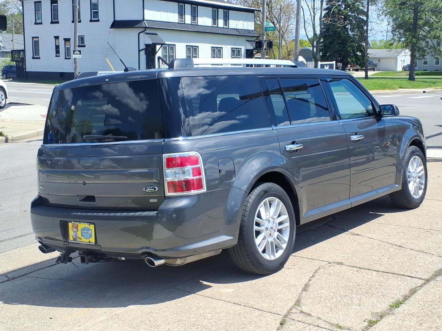 2019 Magnetic J7 Ford Flex SEL (2FMHK6C83KB) with an 3.5L 3.5L V6 287hp 254ft. lbs. Sequential Multiport Fuel Injection engine, 6-Speed Shiftable Automatic transmission, located at 5505 N. Summit St., Toledo, OH, 43611, (419) 729-2688, 41.654953, -83.530014 - Photo#21
