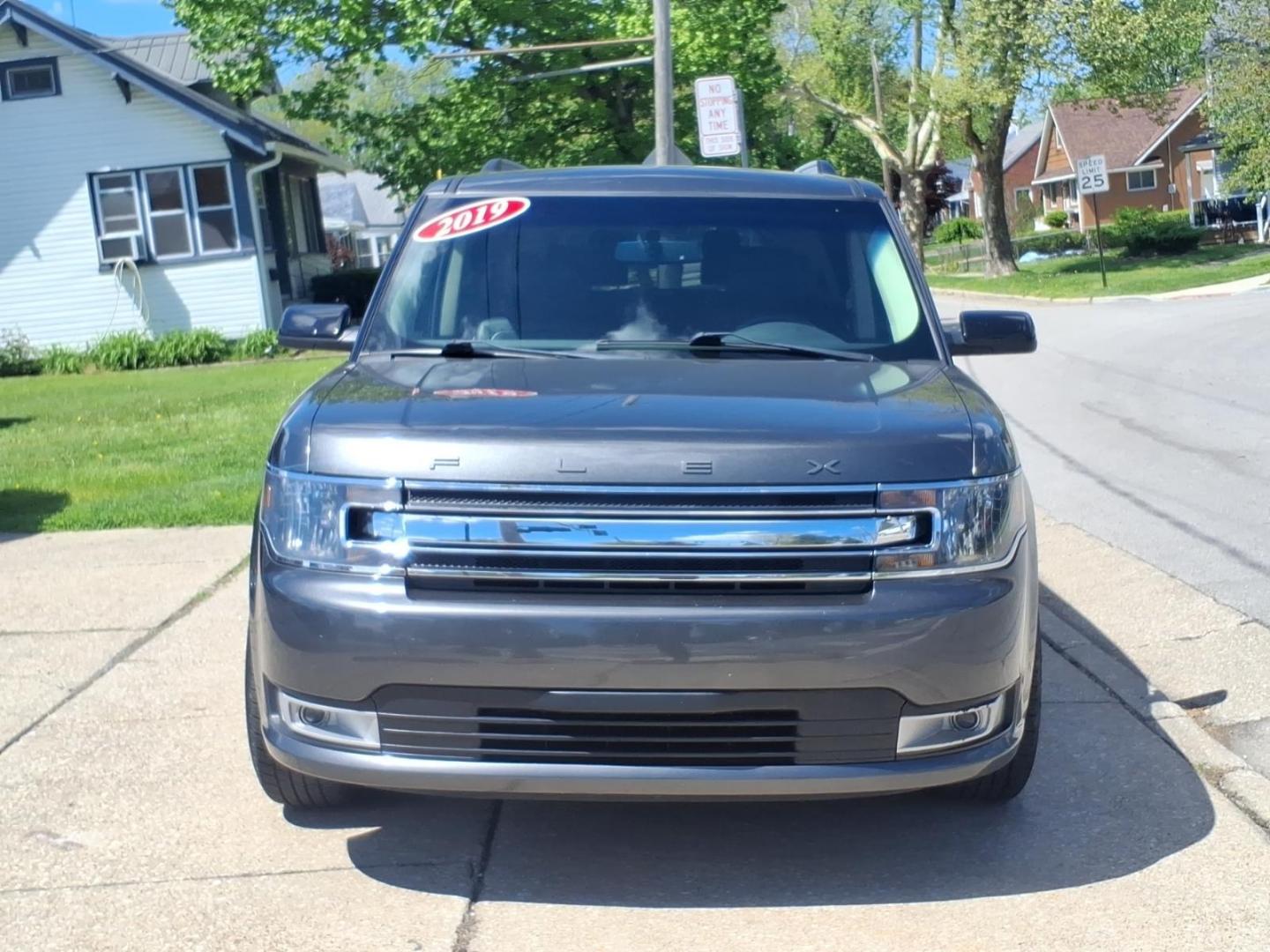 2019 Magnetic J7 Ford Flex SEL (2FMHK6C83KB) with an 3.5L 3.5L V6 287hp 254ft. lbs. Sequential Multiport Fuel Injection engine, 6-Speed Shiftable Automatic transmission, located at 5505 N. Summit St., Toledo, OH, 43611, (419) 729-2688, 41.654953, -83.530014 - Photo#23