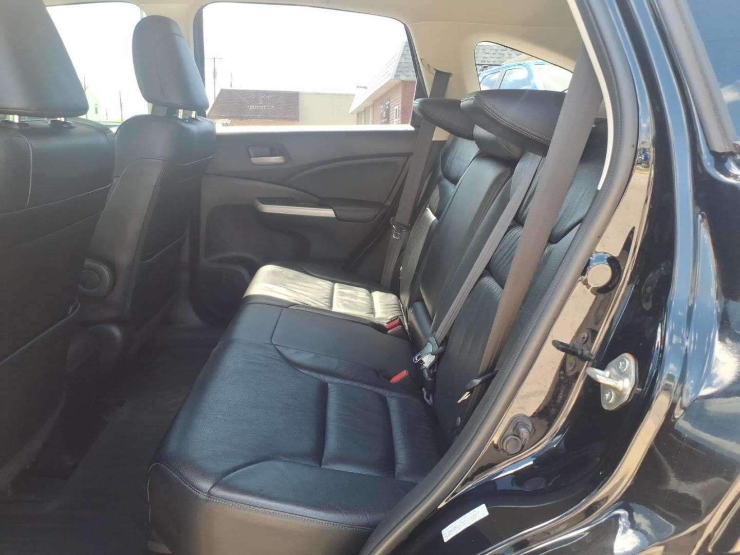 2012 Crystal Black Pearl Bk Honda CR-V EX-L (2HKRM4H75CH) with an 2.4L 2.4L I4 185hp 163ft. lbs. Sequential Multiport Fuel Injection engine, 5-Speed Automatic transmission, located at 5505 N. Summit St., Toledo, OH, 43611, (419) 729-2688, 41.654953, -83.530014 - Photo#17