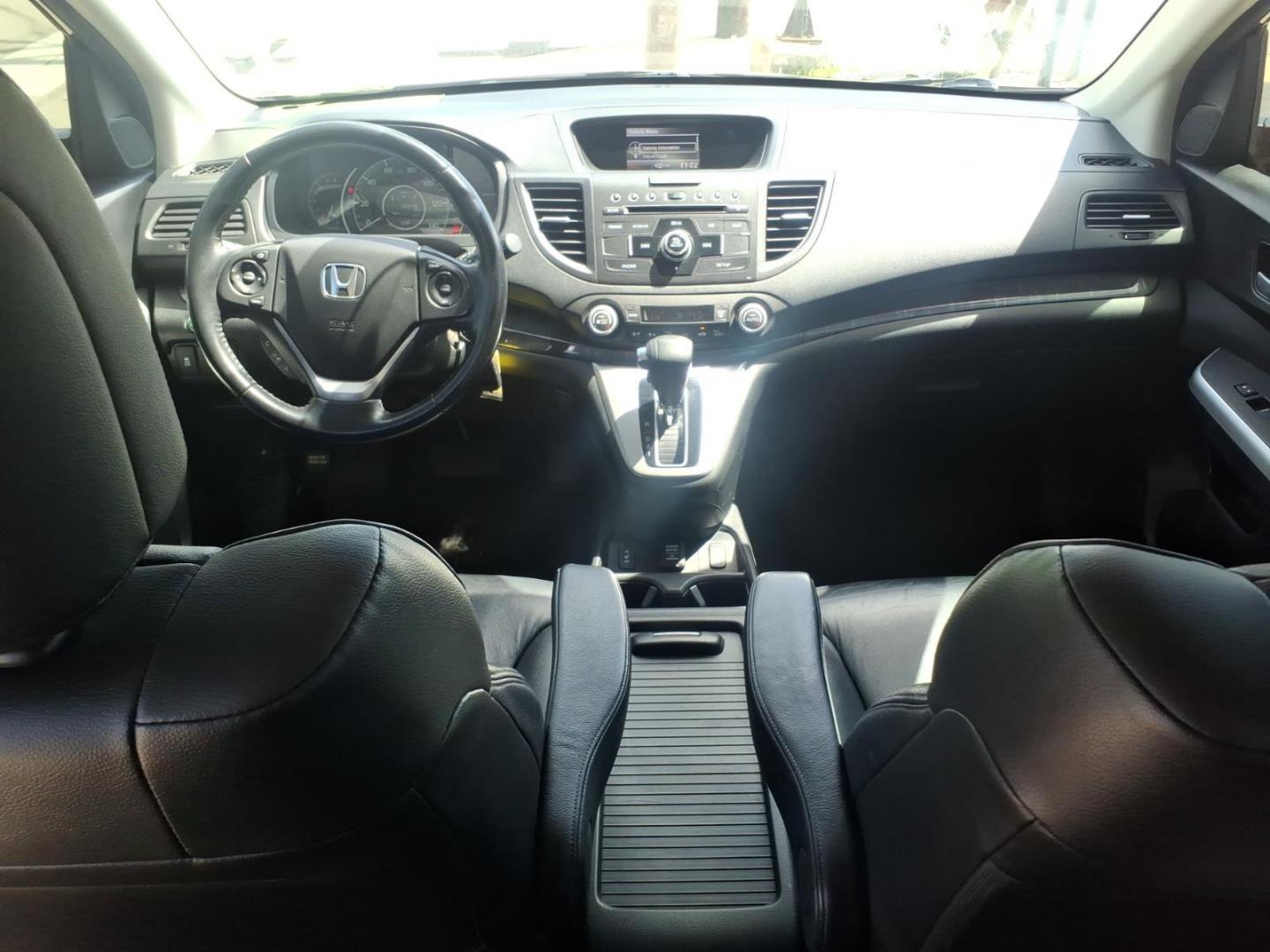 2012 Crystal Black Pearl Bk Honda CR-V EX-L (2HKRM4H75CH) with an 2.4L 2.4L I4 185hp 163ft. lbs. Sequential Multiport Fuel Injection engine, 5-Speed Automatic transmission, located at 5505 N. Summit St., Toledo, OH, 43611, (419) 729-2688, 41.654953, -83.530014 - Photo#18
