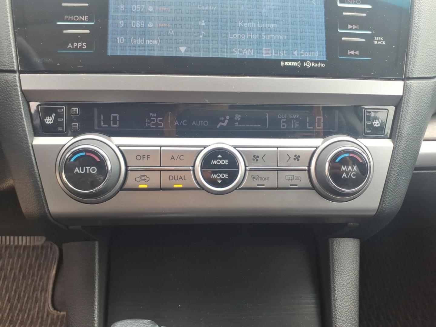 2016 Lapis Blue Pearl Subaru Outback 3.6R Limited (4S4BSEJC7G3) with an 3.6L H6 256hp 247ft. lbs. Sequential Multiport Fuel Injection engine, 6-Speed Shiftable CVT transmission, located at 5505 N. Summit St., Toledo, OH, 43611, (419) 729-2688, 41.654953, -83.530014 - Photo#9
