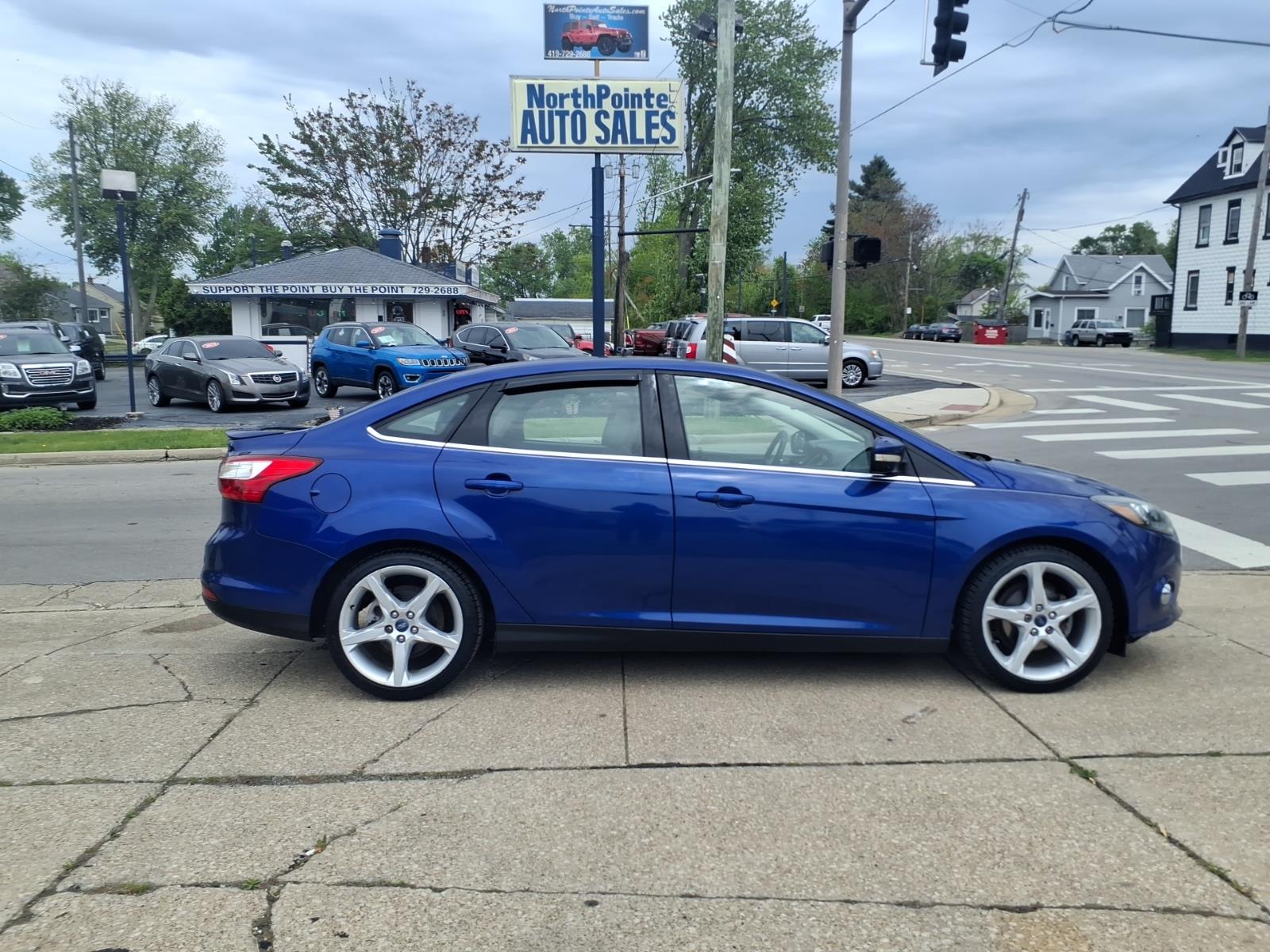 photo of 2013 Ford Focus Titanium