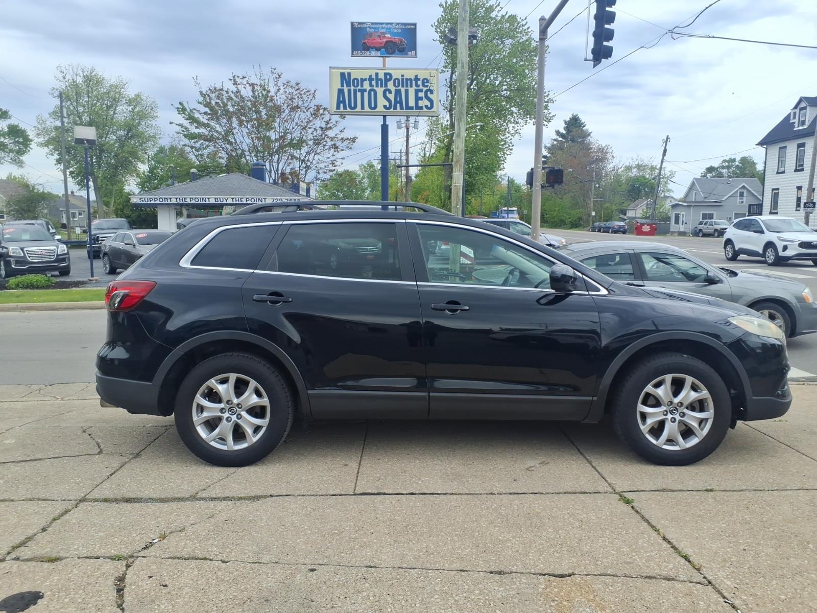 photo of 2014 Mazda CX-9 Touring