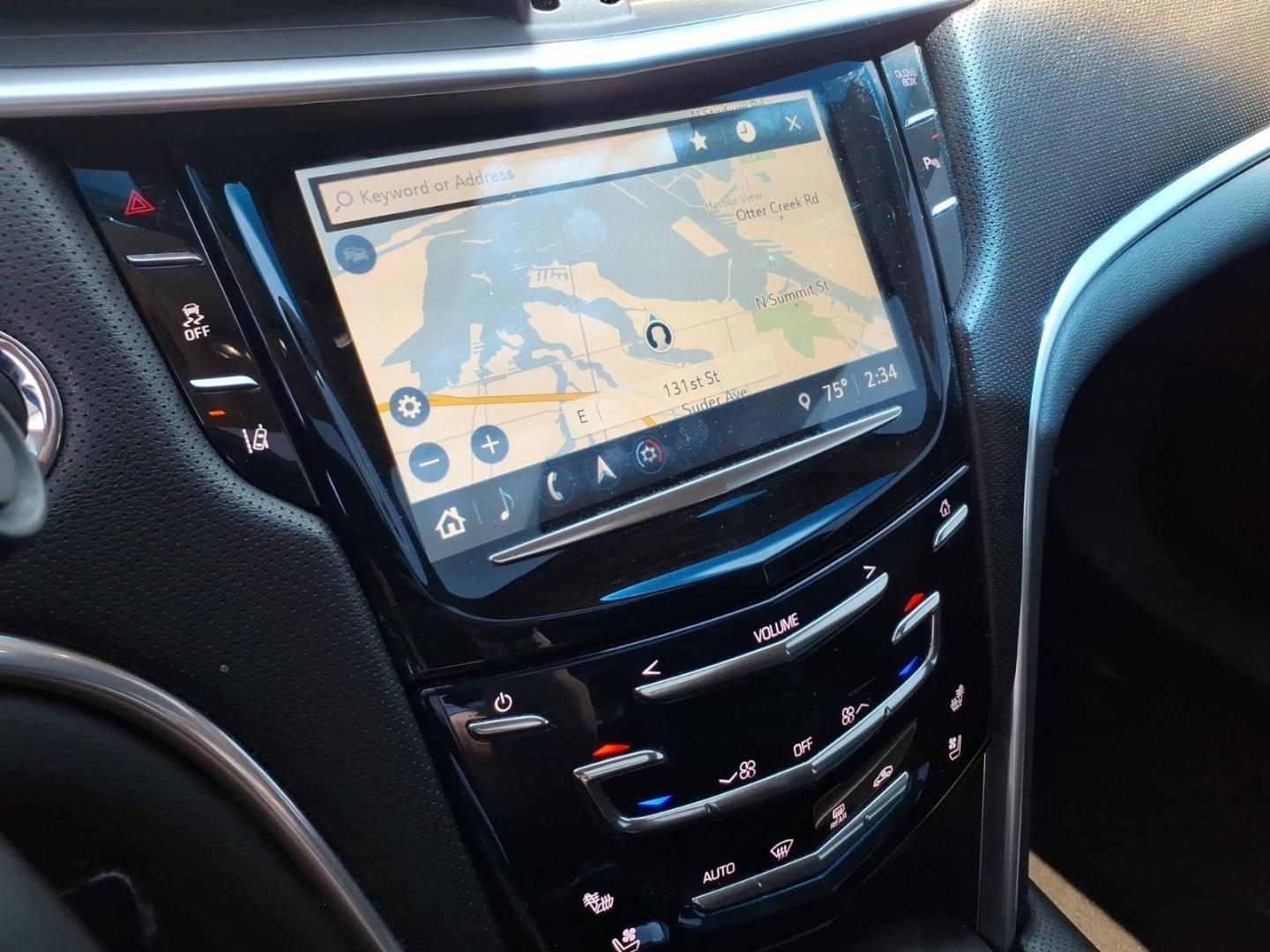 2018 Crystal White Tricoat Cadillac XTS Luxury (2G61N5S30J9) with an 3.6L V6 304hp 264ft. lbs. Direct Injection engine, 6-Speed Shiftable Automatic transmission, located at 5505 N. Summit St., Toledo, OH, 43611, (419) 729-2688, 41.654953, -83.530014 - Photo#11