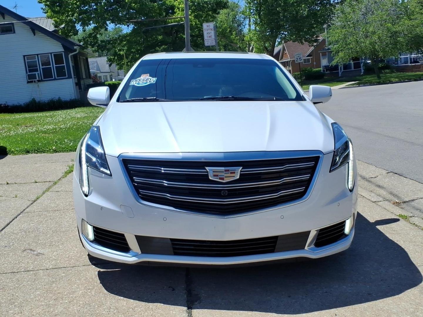 2018 Crystal White Tricoat Cadillac XTS Luxury (2G61N5S30J9) with an 3.6L V6 304hp 264ft. lbs. Direct Injection engine, 6-Speed Shiftable Automatic transmission, located at 5505 N. Summit St., Toledo, OH, 43611, (419) 729-2688, 41.654953, -83.530014 - Photo#23