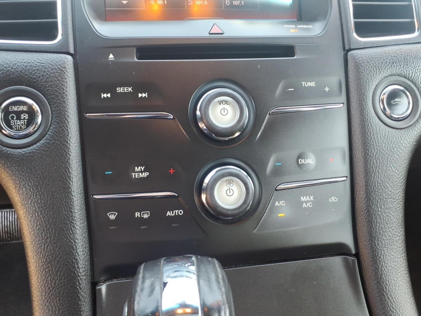 2013 Black Ford Taurus SEL (1FAHP2H84DG) with an 3.5L V6 288hp 254ft. lbs. Sequential Multiport Fuel Injection engine, 6-Speed Shiftable Automatic transmission, located at 5505 N. Summit St., Toledo, OH, 43611, (419) 729-2688, 41.654953, -83.530014 - Photo#13
