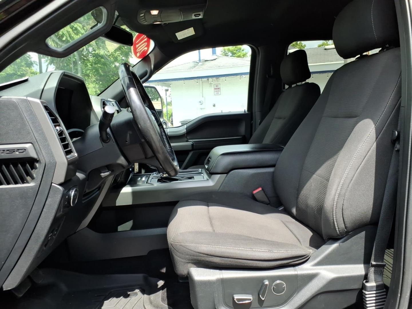 2017 Black Ford F-150 XLT (1FTEW1EP1HF) with an 2.7L EcoBoost 2.7L Twin Turbo V6 325hp 375ft. lbs. Direct Injection engine, 6-Speed Shiftable Automatic transmission, located at 5505 N. Summit St., Toledo, OH, 43611, (419) 729-2688, 41.654953, -83.530014 - Photo#1
