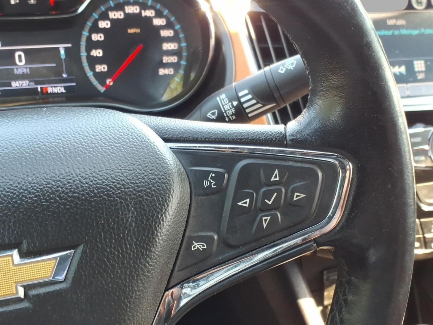 2018 Mosaic Black Metallic Gb8 Chevrolet Cruze Premier Auto (1G1BF5SM3J7) with an 1.4L 1.4L Turbo I4 153hp 177ft. lbs. Direct Injection engine, 6-Speed Shiftable Automatic transmission, located at 5505 N. Summit St., Toledo, OH, 43611, (419) 729-2688, 41.654953, -83.530014- Photo#7