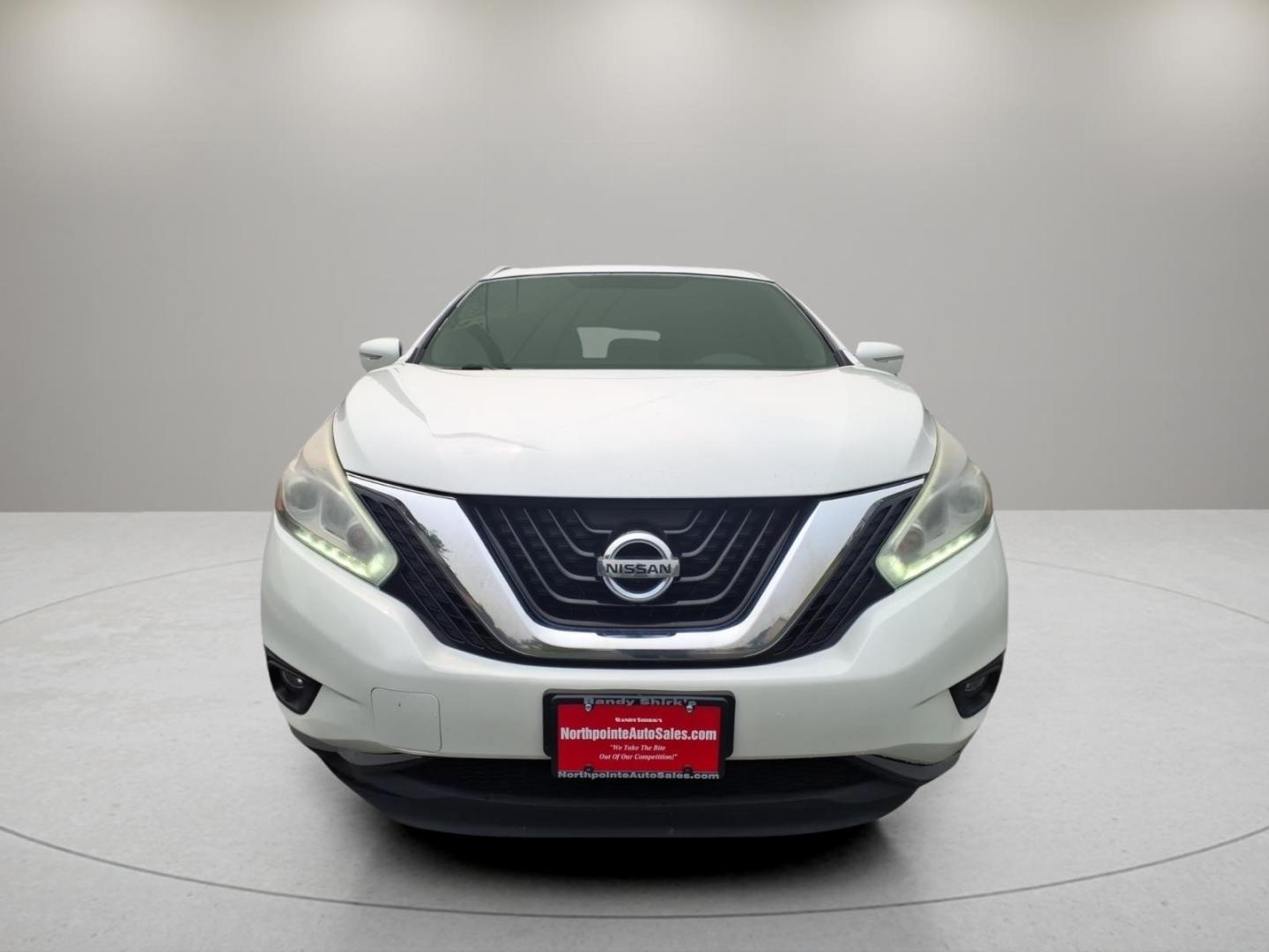 2015 White Nissan Murano S (5N1AZ2MH3FN) with an 3.5L 3.5L V6 260hp 240ft. lbs. Sequential Multiport Fuel Injection engine, CVT transmission, located at 5505 N. Summit St., Toledo, OH, 43611, (419) 729-2688, 41.654953, -83.530014- Photo#21