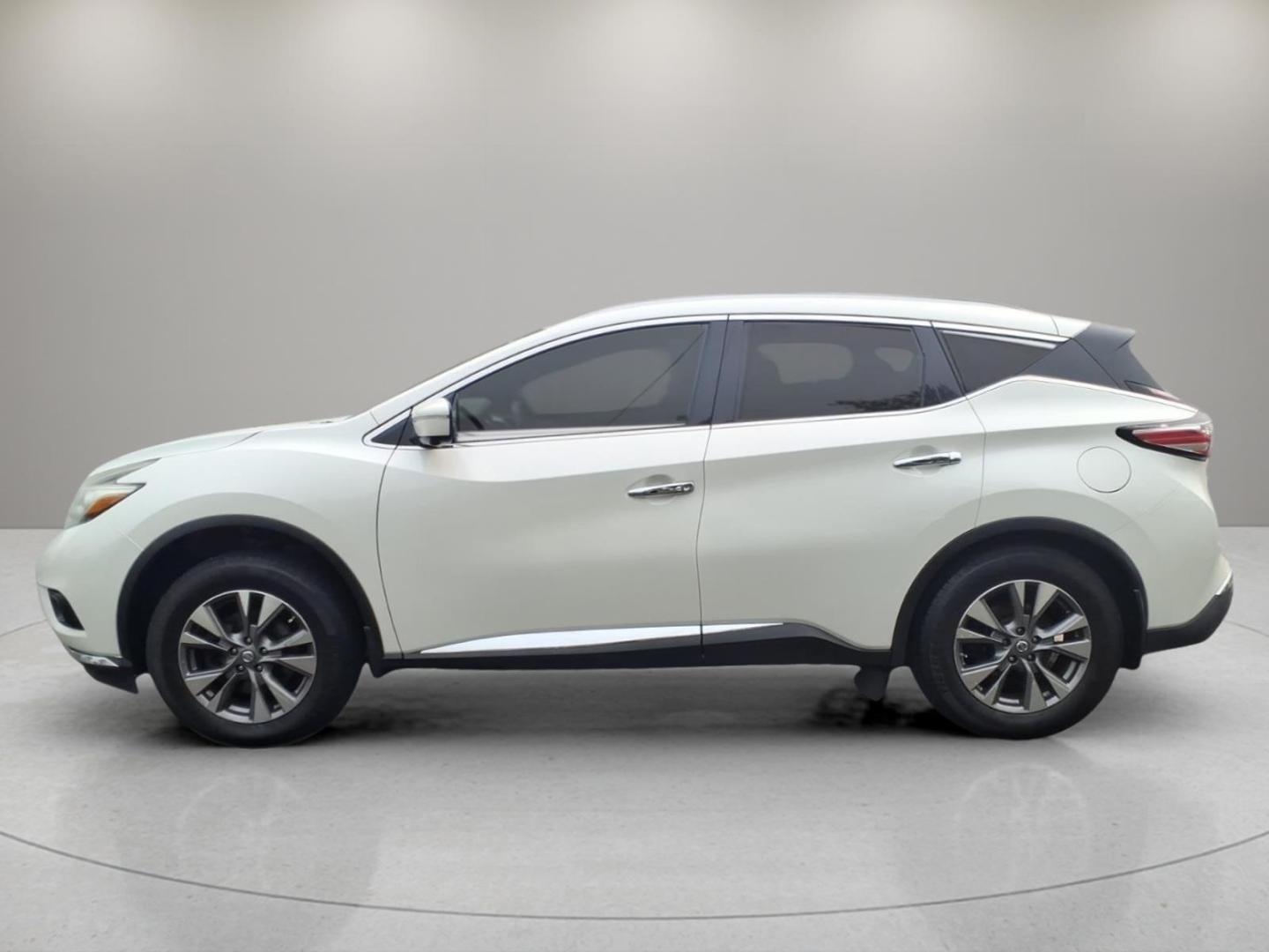 2015 White Nissan Murano S (5N1AZ2MH3FN) with an 3.5L 3.5L V6 260hp 240ft. lbs. Sequential Multiport Fuel Injection engine, CVT transmission, located at 5505 N. Summit St., Toledo, OH, 43611, (419) 729-2688, 41.654953, -83.530014- Photo#27