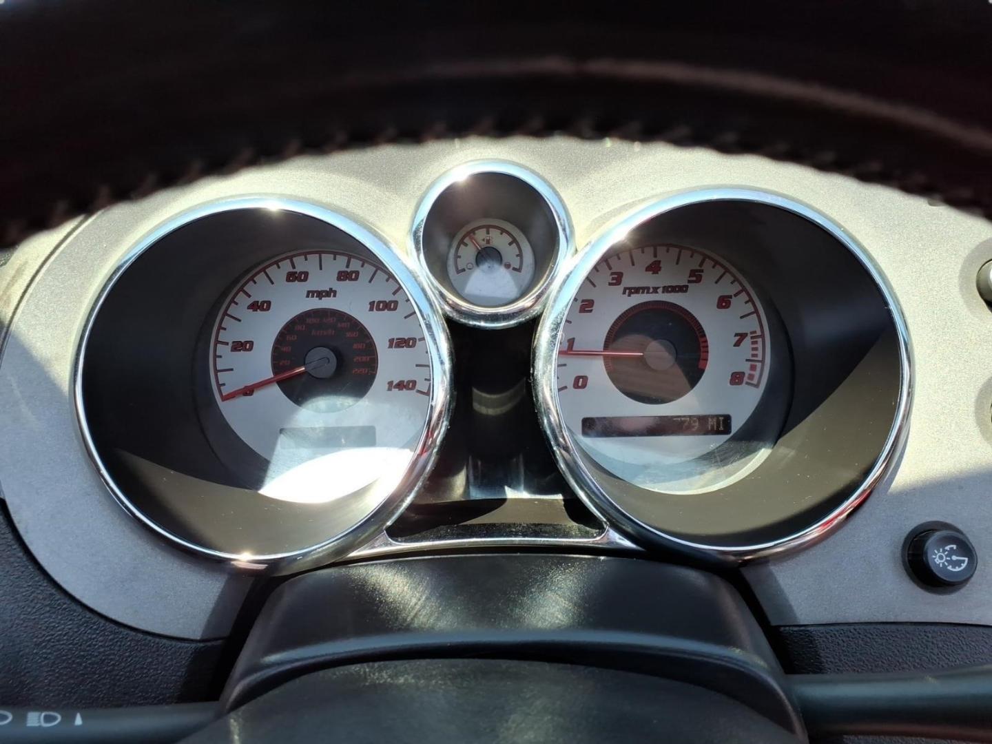 2009 Pure 50u Pontiac Solstice Base (1G2MC35B99Y) with an 2.4L Ecotec 2.4L I4 173hp 167ft. lbs. Sequential Multiport Fuel Injection engine, 5-Speed Automatic transmission, located at 5505 N. Summit St., Toledo, OH, 43611, (419) 729-2688, 41.654953, -83.530014- Photo#6