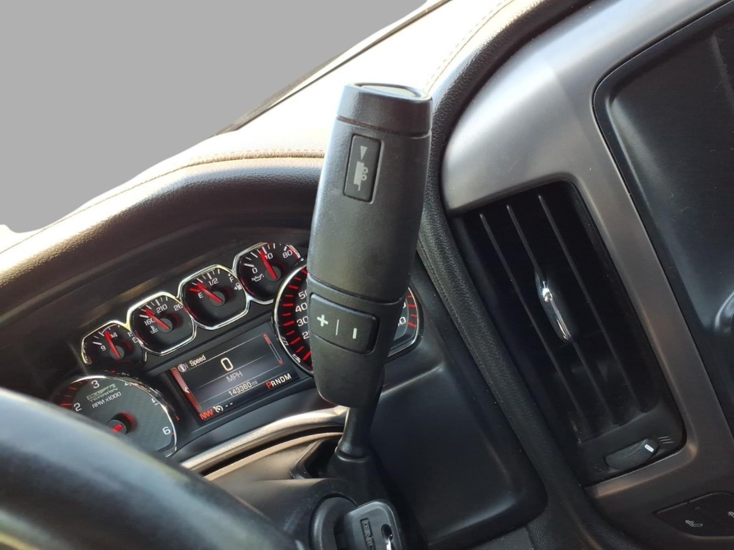 2016 Mahogany Metallic G1f GMC Sierra 1500 SLT (3GTU2NEC7GG) with an 5.3L EcoTec3 5.3L V8 355hp 383ft. lbs. Direct Injection engine, 6-Speed Shiftable Automatic w/Overdrive transmission, located at 5505 N. Summit St., Toledo, OH, 43611, (419) 729-2688, 41.654953, -83.530014- Photo#10