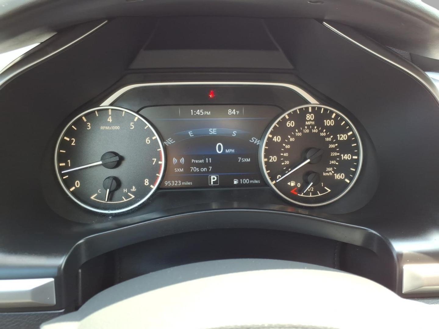 2016 Pearl White Qab Nissan Murano SV (5N1AZ2MGXGN) with an 3.5L 3.5L V6 260hp 240ft. lbs. Carburetor engine, CVT transmission, located at 5505 N. Summit St., Toledo, OH, 43611, (419) 729-2688, 41.654953, -83.530014- Photo#9