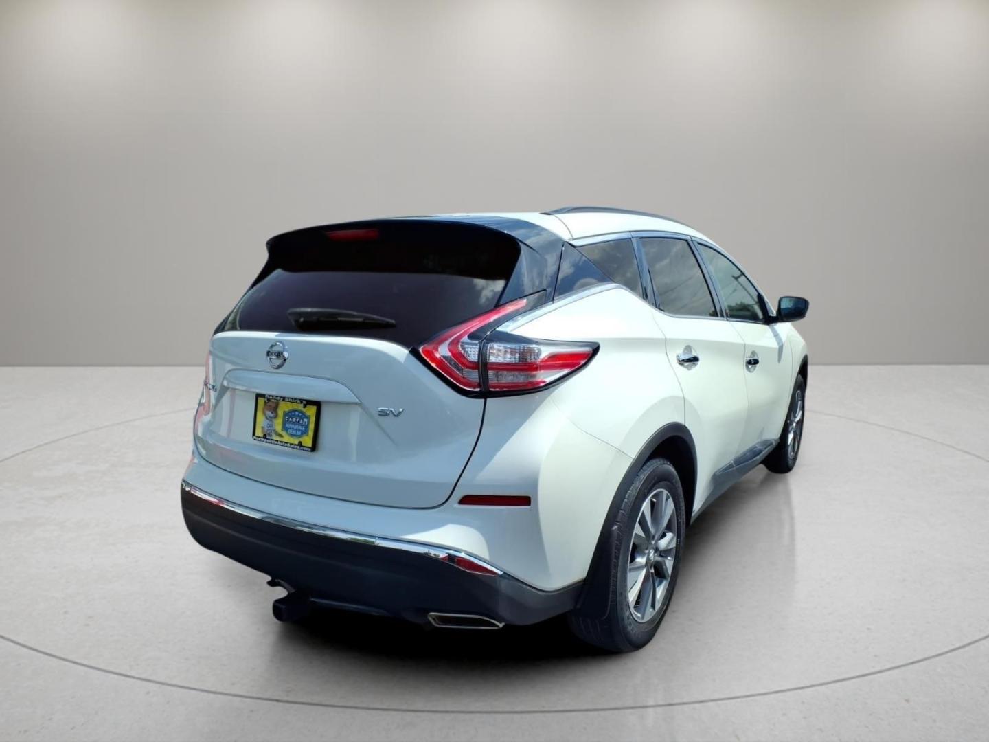 2016 Pearl White Qab Nissan Murano SV (5N1AZ2MGXGN) with an 3.5L 3.5L V6 260hp 240ft. lbs. Carburetor engine, CVT transmission, located at 5505 N. Summit St., Toledo, OH, 43611, (419) 729-2688, 41.654953, -83.530014- Photo#22