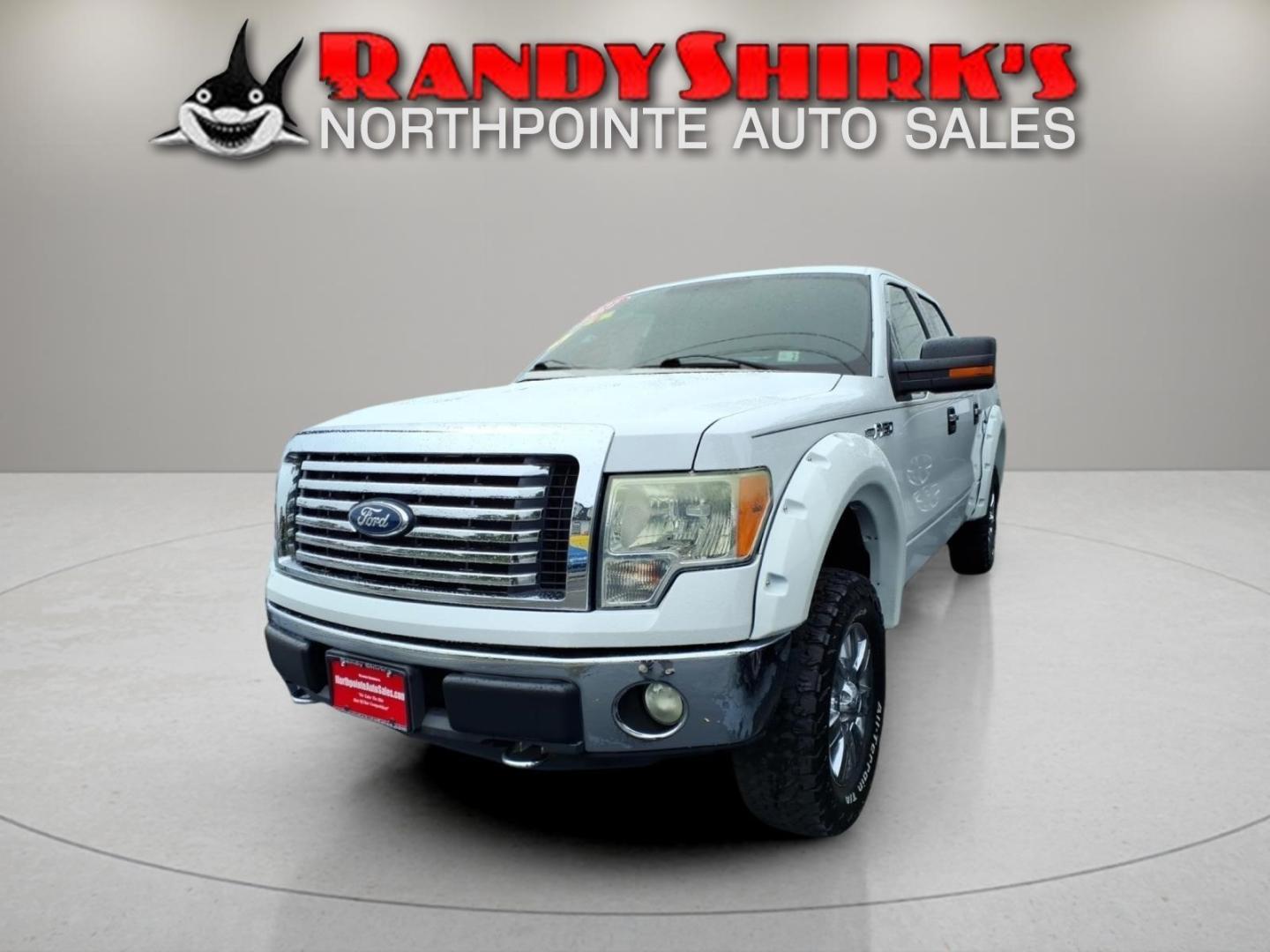 2011 Oxford White Yz Ford F-150 XLT (1FTFW1EF4BF) with an 5.0L 5.0L Flex Fuel V8 360hp 380ft. lbs. Carburetor engine, 6-Speed Automatic transmission, located at 5505 N. Summit St., Toledo, OH, 43611, (419) 729-2688, 41.654953, -83.530014- Photo#0