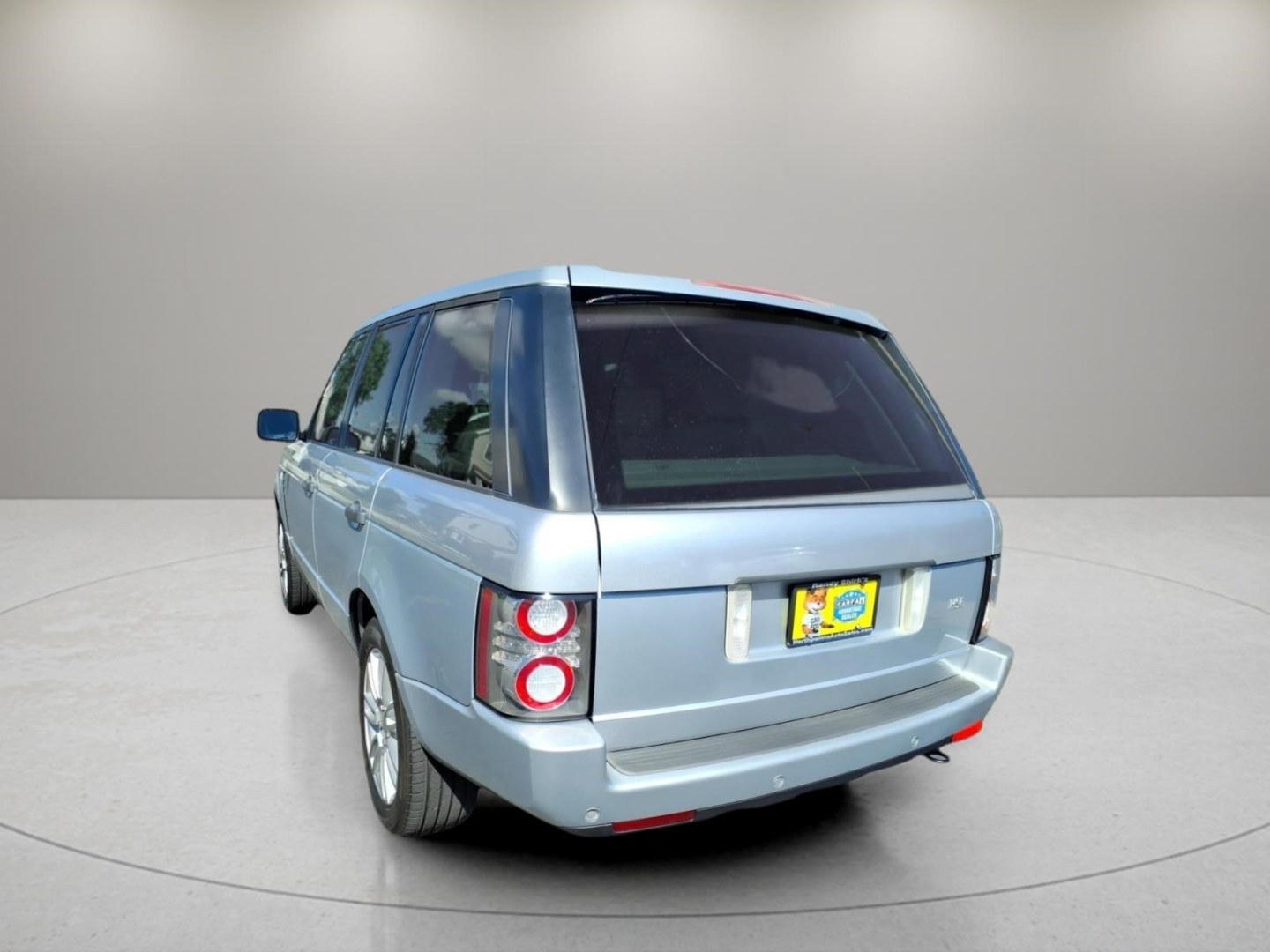 2010 Zermatt Silver Land Rover Range Rover HSE (SALME1D41AA) with an 5.0L 5.0L V8 375hp 375ft. lbs. Direct Injection engine, 6-Speed Shiftable Automatic transmission, located at 5505 N. Summit St., Toledo, OH, 43611, (419) 729-2688, 41.654953, -83.530014- Photo#25
