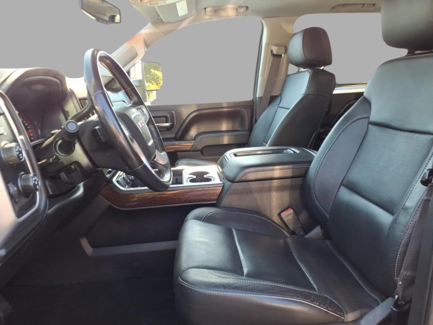 2015 Stone Blue Metallic G1k GMC Sierra 1500 SLT (3GTU2VEJXFG) with an 6.2L EcoTec3 6.2L V8 420hp 460ft. lbs. Direct Injection engine, 8-Speed Shiftable Automatic transmission, located at 5505 N. Summit St., Toledo, OH, 43611, (419) 729-2688, 41.654953, -83.530014- Photo#4