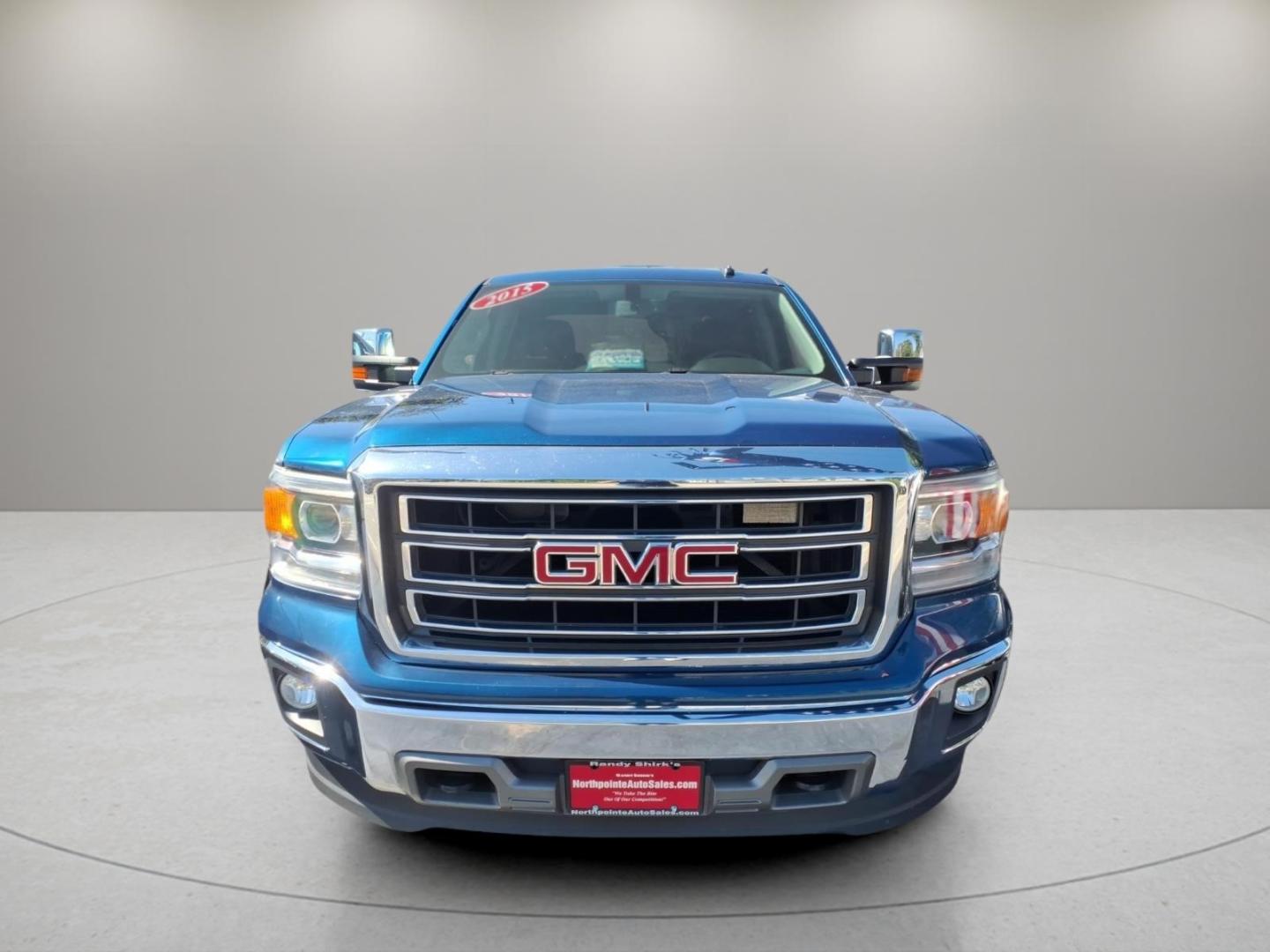 2015 Stone Blue Metallic G1k GMC Sierra 1500 SLT (3GTU2VEJXFG) with an 6.2L EcoTec3 6.2L V8 420hp 460ft. lbs. Direct Injection engine, 8-Speed Shiftable Automatic transmission, located at 5505 N. Summit St., Toledo, OH, 43611, (419) 729-2688, 41.654953, -83.530014- Photo#19