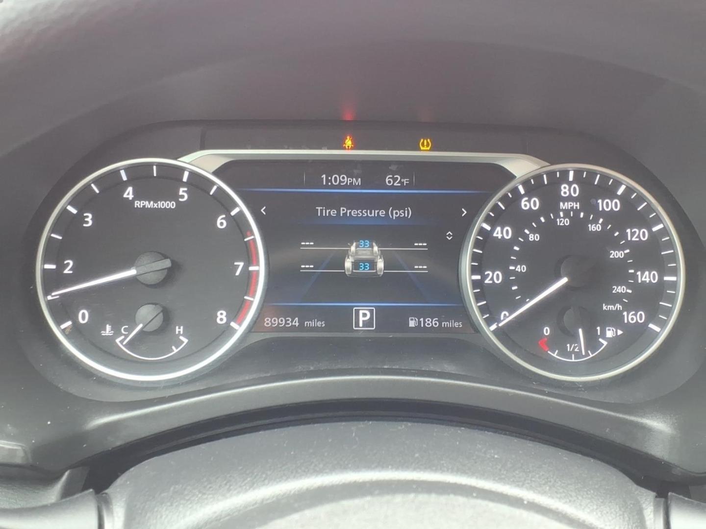 2023 Super Black Nissan Sentra SV (3N1AB8CVXPY) with an 2.0L 2.0L I4 149hp 146ft. lbs. Direct Injection engine, Xtronic CVT transmission, located at 5505 N. Summit St., Toledo, OH, 43611, (419) 729-2688, 41.654953, -83.530014- Photo#8