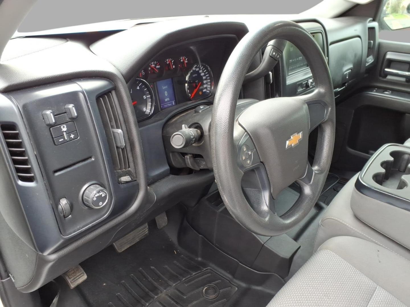 2019 Summit White Gaz Chevrolet Silverado 1500 LD Work Truck (2GCVKNEC8K1) with an 5.3L EcoTec3 5.3L V8 355hp 383ft. lbs. Direct Injection engine, 6-Speed Shiftable Automatic w/Overdrive transmission, located at 5505 N. Summit St., Toledo, OH, 43611, (419) 729-2688, 41.654953, -83.530014- Photo#4
