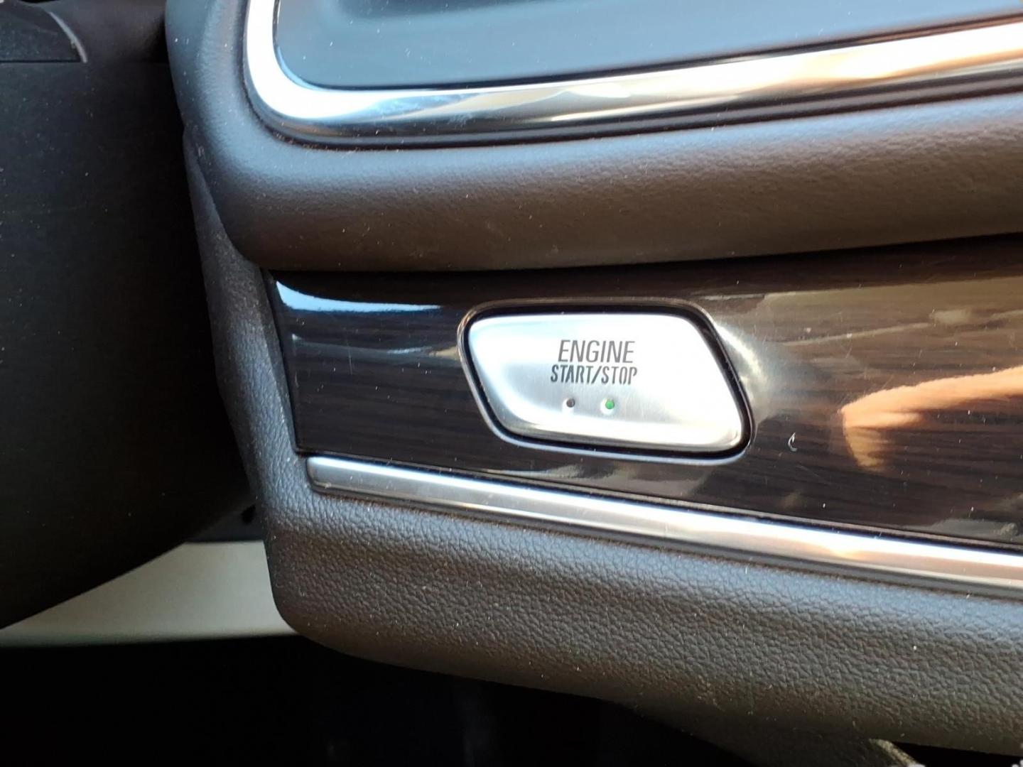 2020 Summit White Buick Enclave Essence (5GAEVAKW9LJ) with an 3.6L 3.6L V6 310hp 266ft. lbs. Direct Injection engine, 9-Speed Shiftable Automatic transmission, located at 5505 N. Summit St., Toledo, OH, 43611, (419) 729-2688, 41.654953, -83.530014- Photo#24